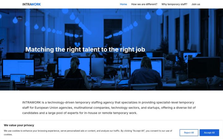 Screenshot of intrawork.eu