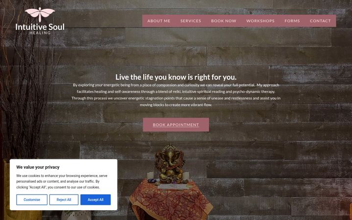 Screenshot of intuitivehealingden.com