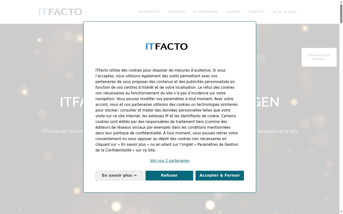 Captura de ecrã do banner de consentimento apresentado antes de qualquer interação