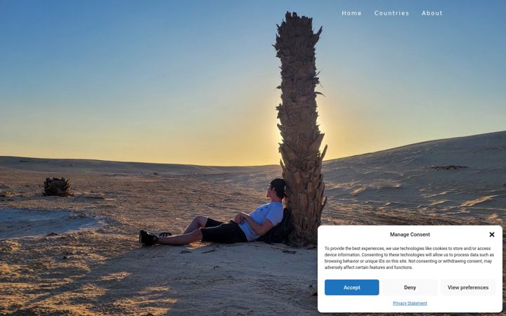 Screenshot of itsalexabroad.com