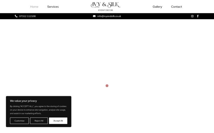 Screenshot of ivyandsilk.co.uk