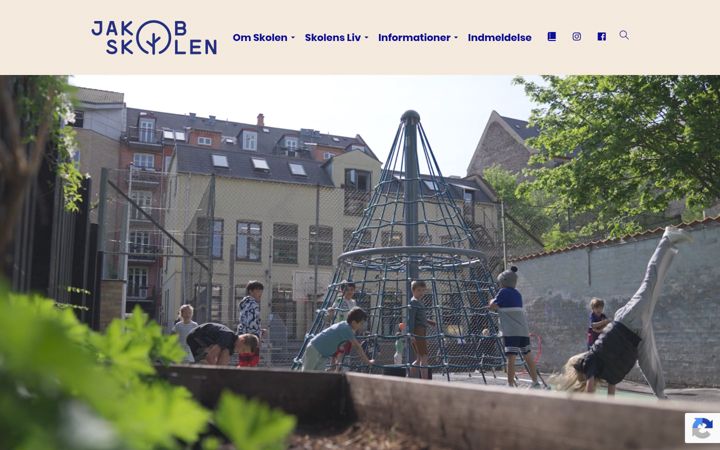 Snímek obrazovky jakobskolen.dk