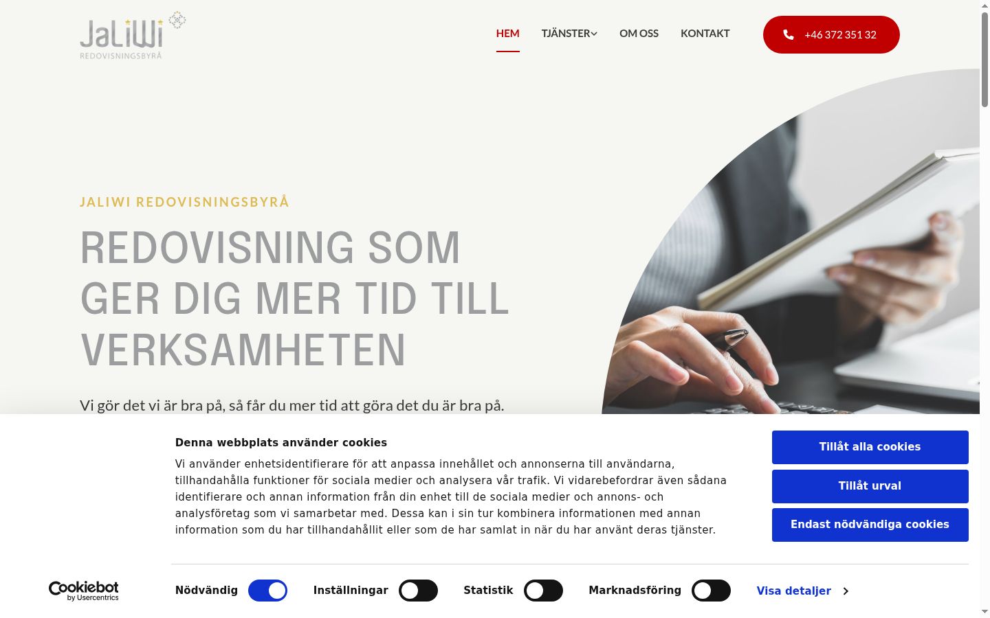 Skærmbillede af samtykkebanneret, som det blev vist før nogen interaktion