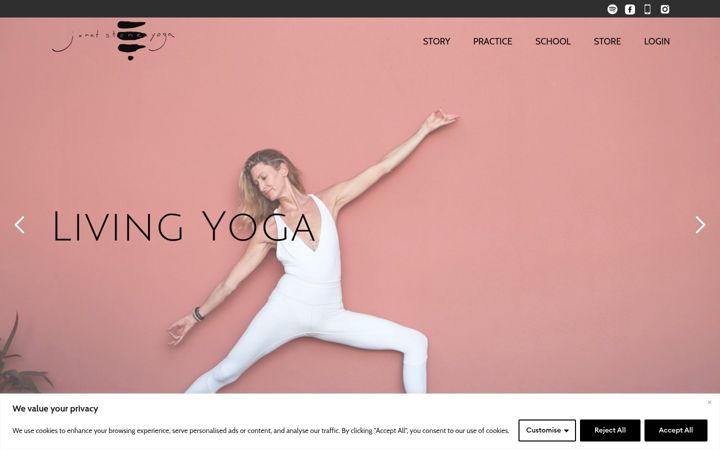 Screenshot of janetstoneyoga.com