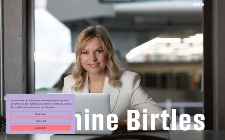 Screenshot of jasminebirtles.com