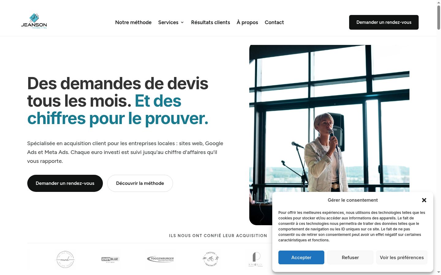 Screenshot del banner di consenso mostrato prima di qualsiasi interazione
