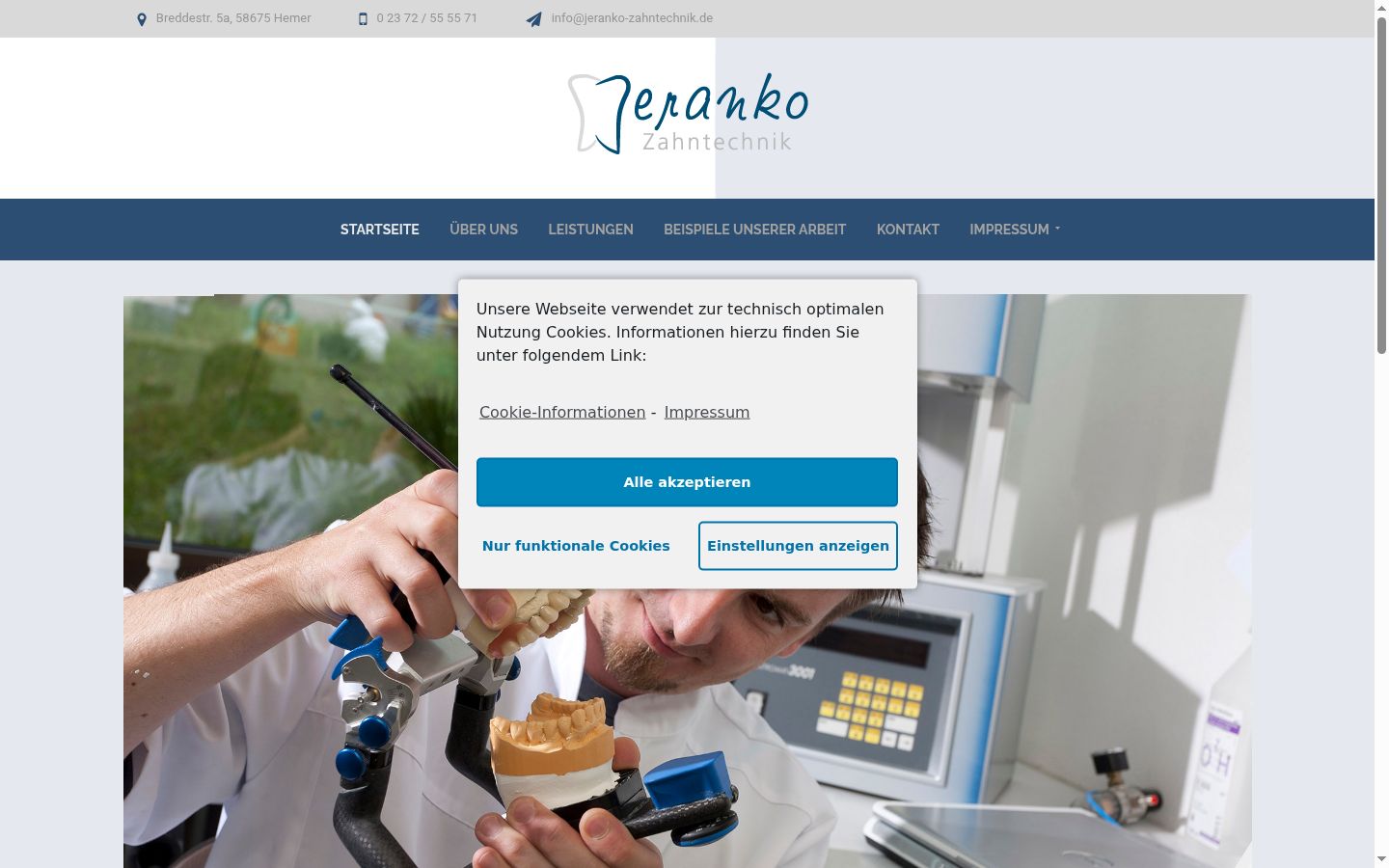 Posnetek zaslona pasice za privolitev, prikazane pred kakršno koli interakcijo