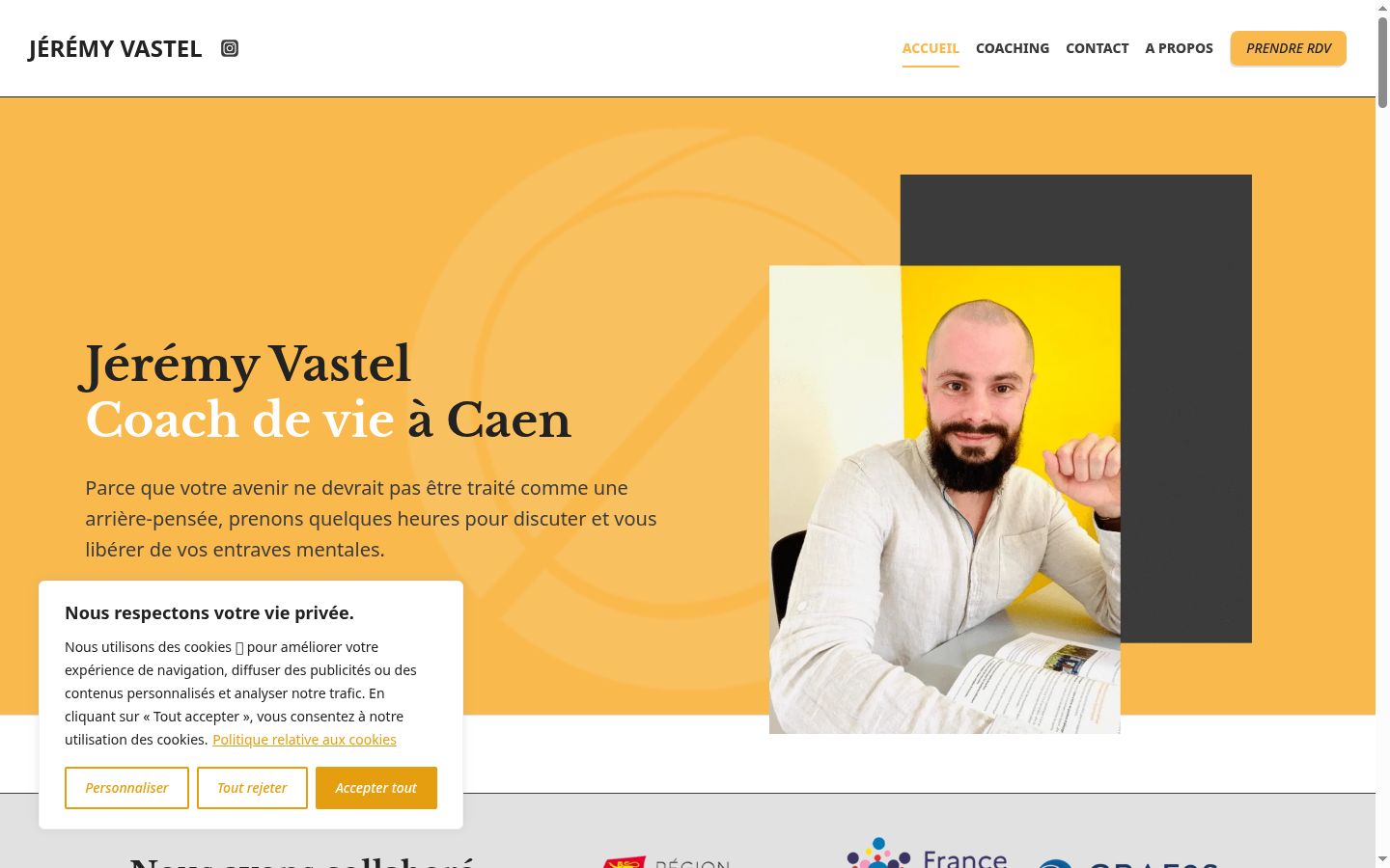 Captura de pantalla del banner de consentimiento mostrado antes de cualquier interacción