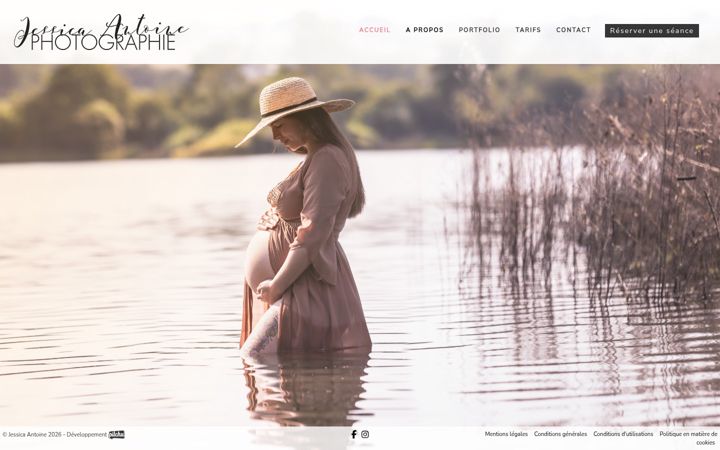 Screenshot of jessicaantoine.net