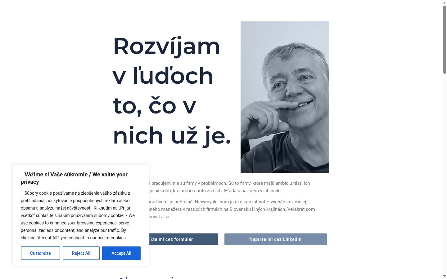 Snímek obrazovky baneru souhlasu zobrazeného před jakoukoli interakcí