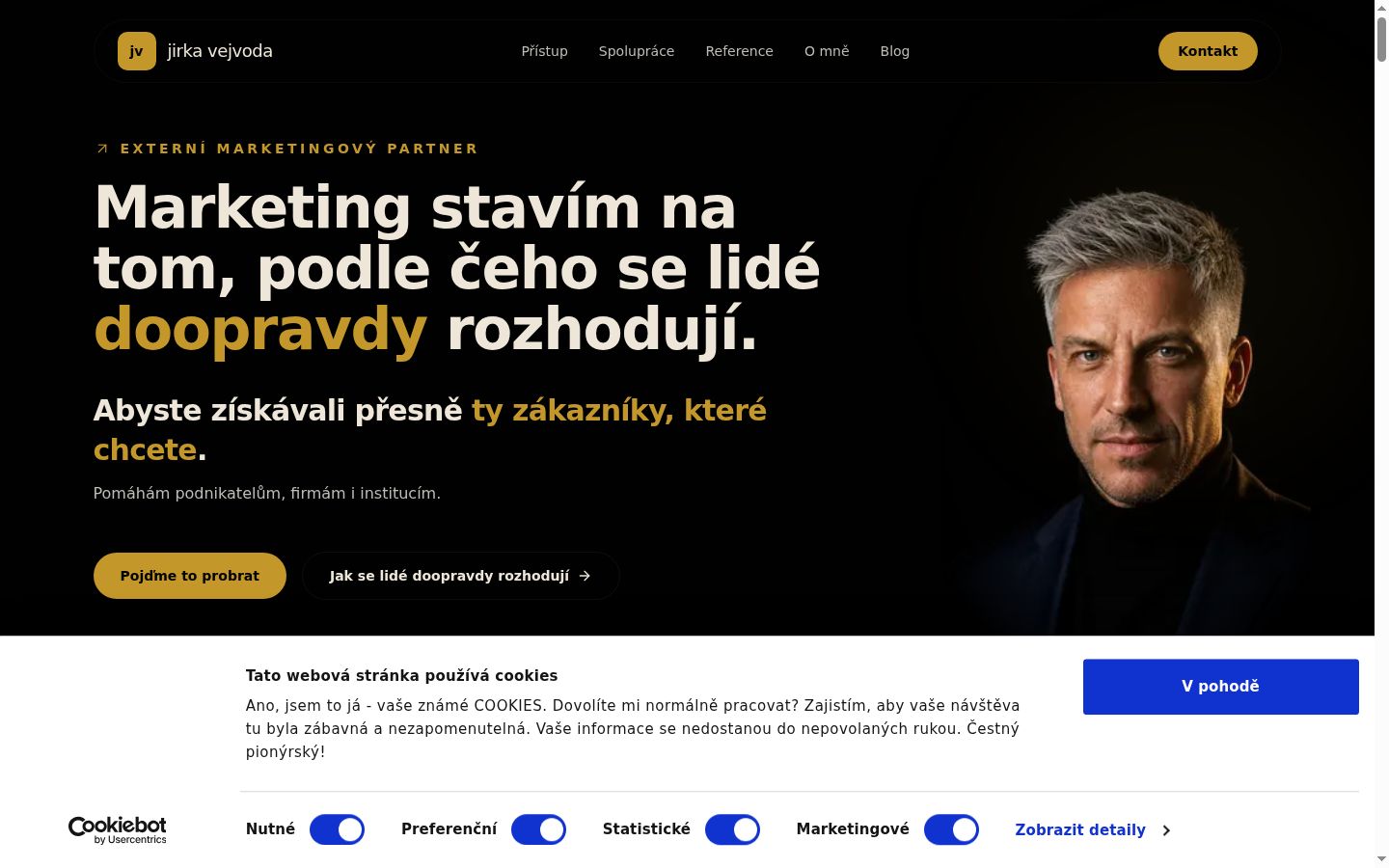 Posnetek zaslona pasice za privolitev, prikazane pred kakršno koli interakcijo