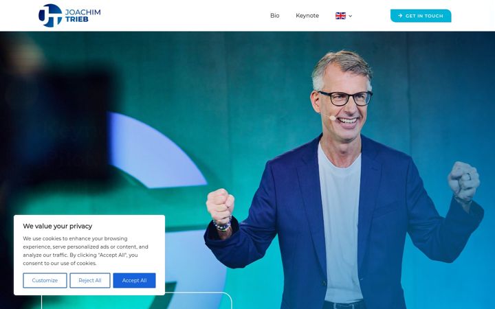 Screenshot of joachimtrieb.com