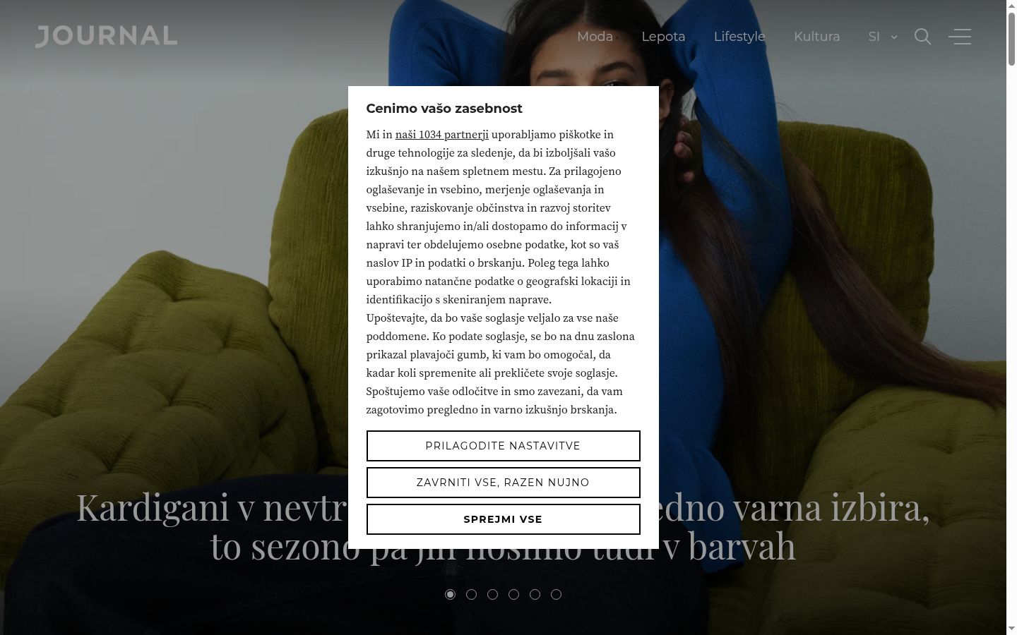 Screenshot of the consent banner shown before any interaction