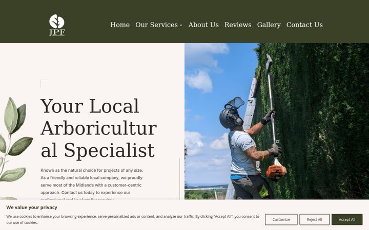 Screenshot of jpftrees.com