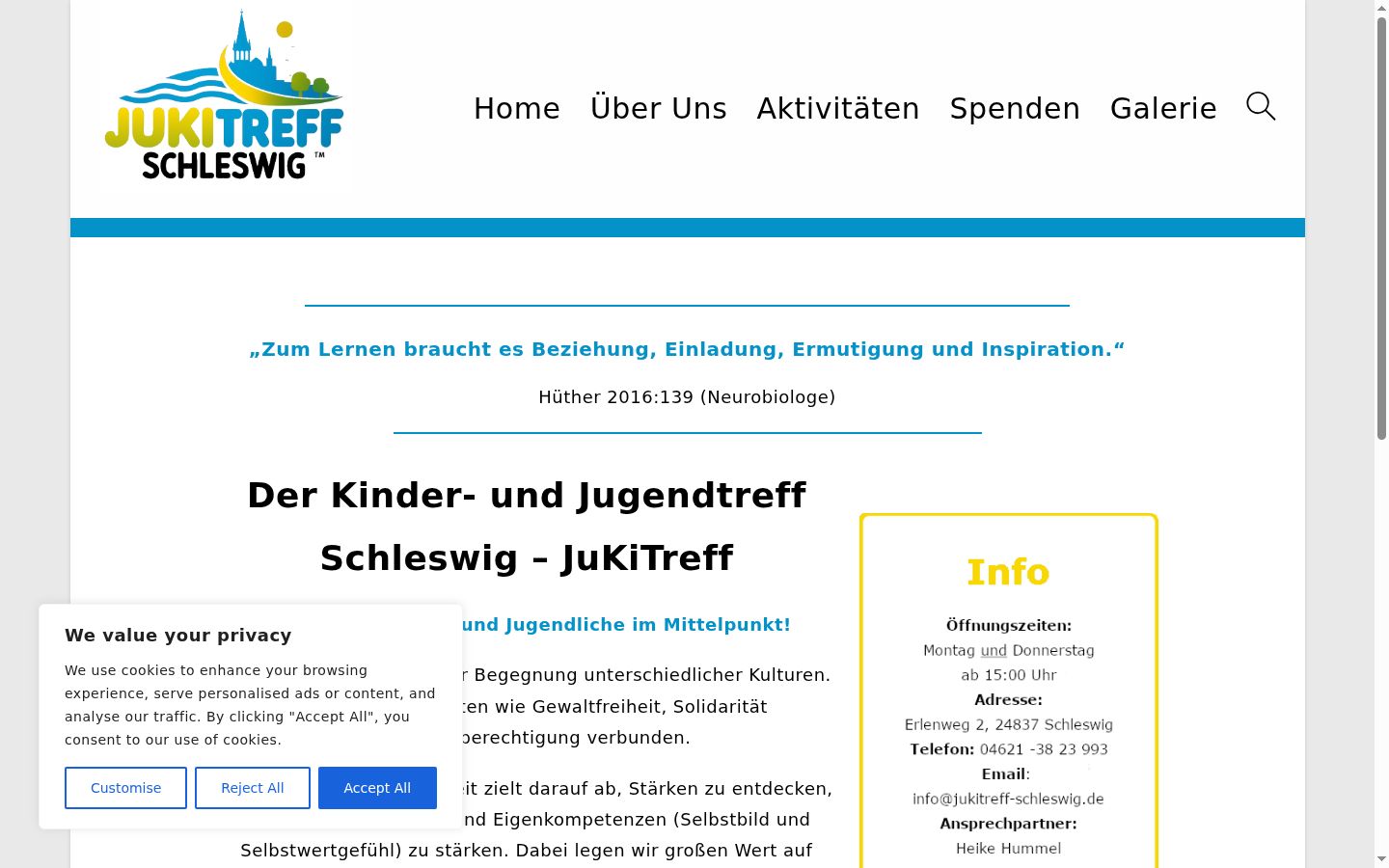 Snímek obrazovky baneru souhlasu zobrazeného před jakoukoli interakcí