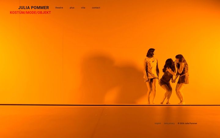 Screenshot of juliapommer.com