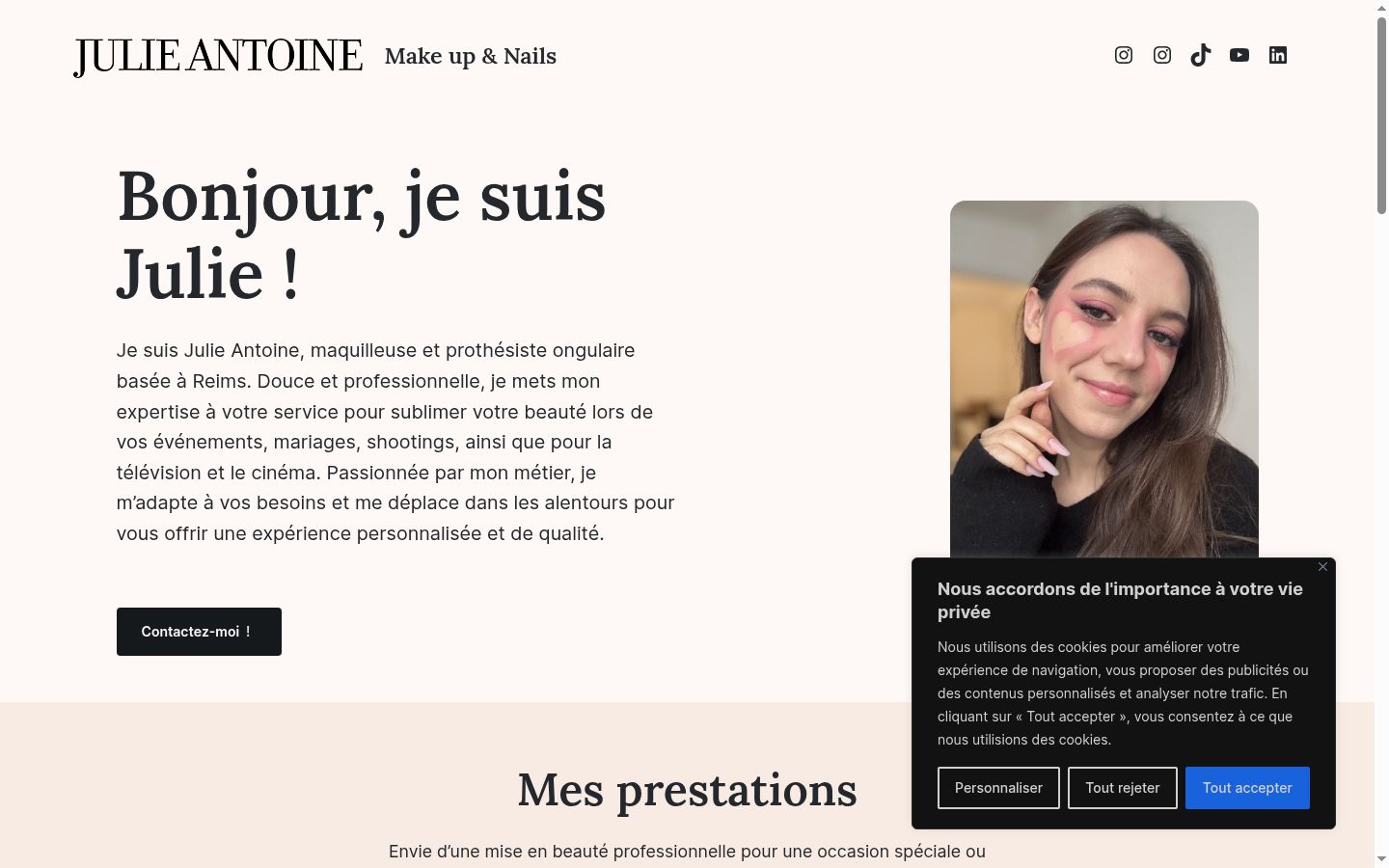 Screenshot of the consent banner shown before any interaction