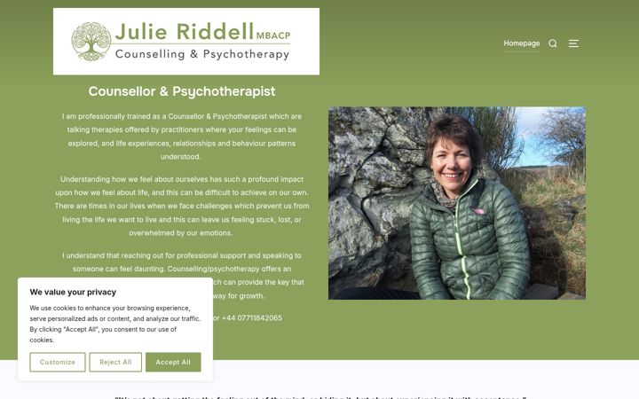 Screenshot of julieriddell.co.uk