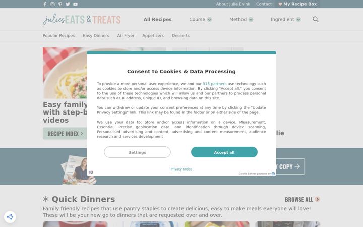 Screenshot of julieseatsandtreats.com
