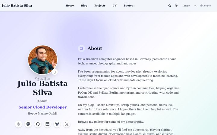 Screenshot of juliobs.com