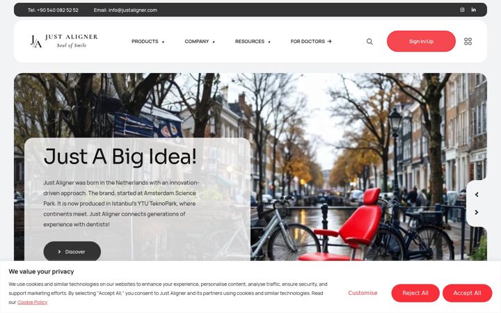 Screenshot of justaligner.com