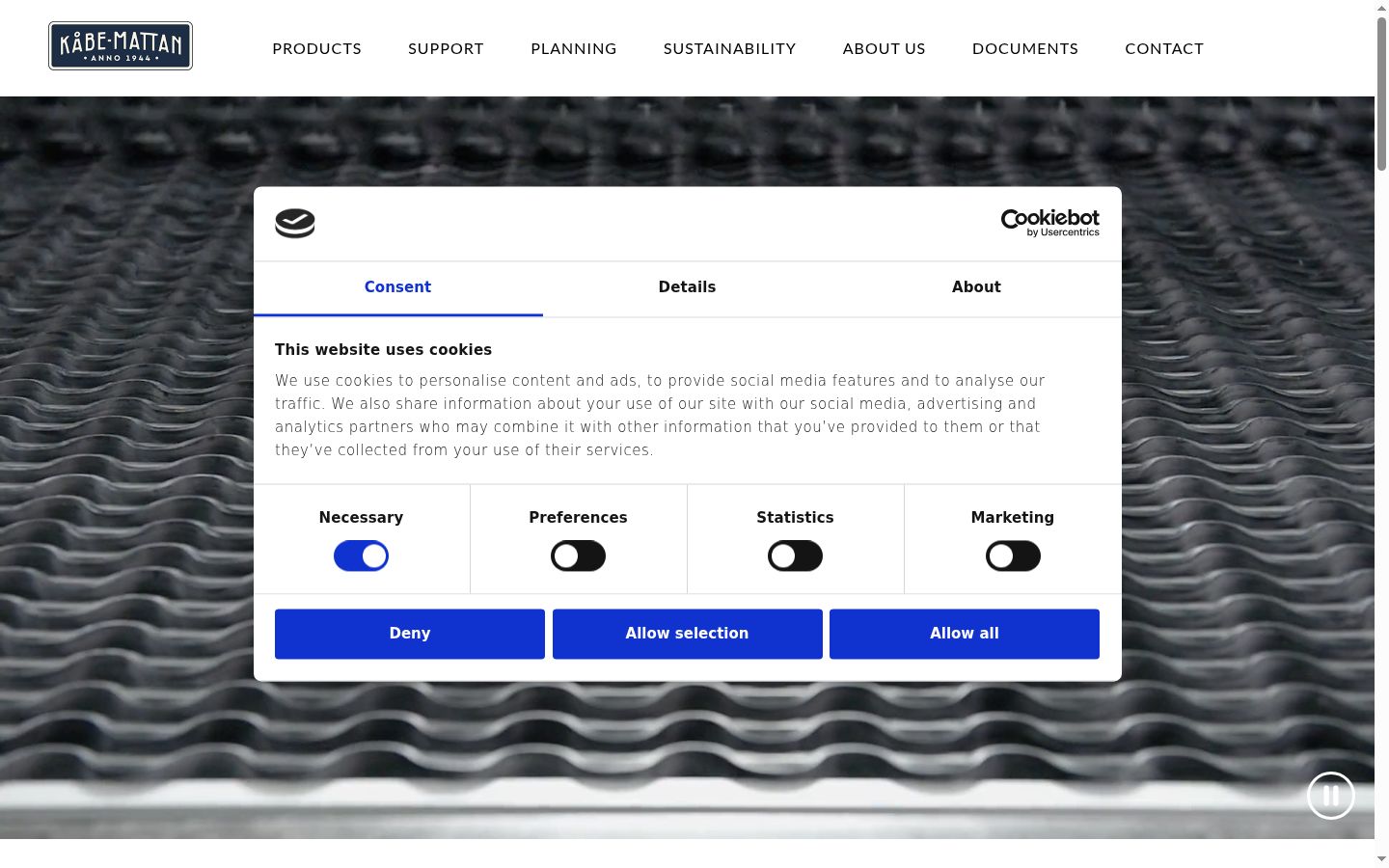 Screenshot of the consent banner shown before any interaction