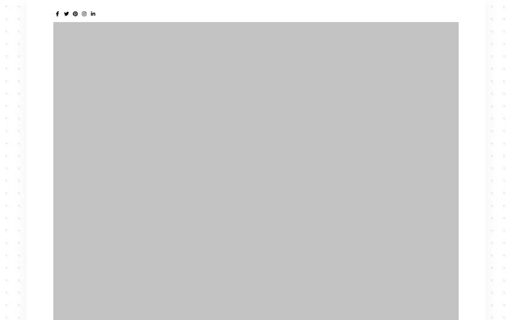 Screenshot of kaleandcroutons.com