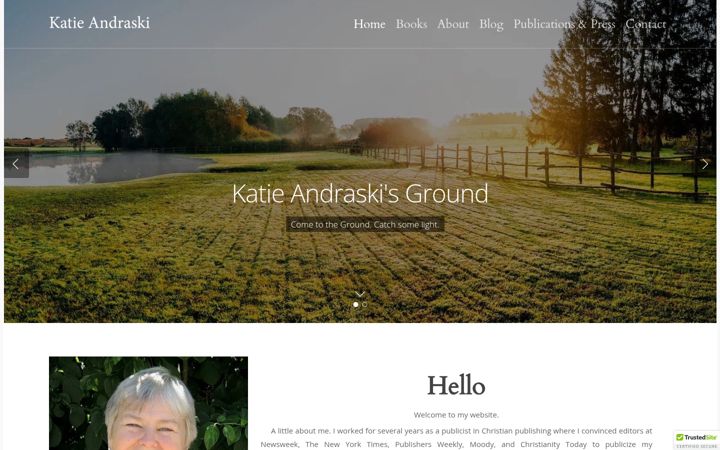 Screenshot of katieandraski.com