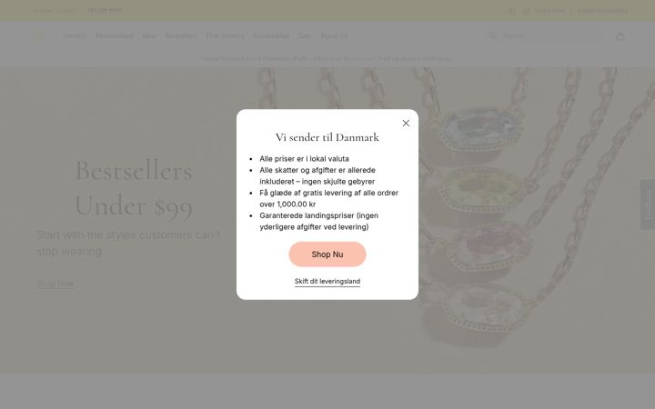 Skärmbild av kendrascott.com