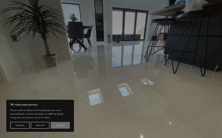 Screenshot of kennewtontiling.co.uk