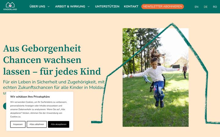 Screenshot of kinderland-moldova.com