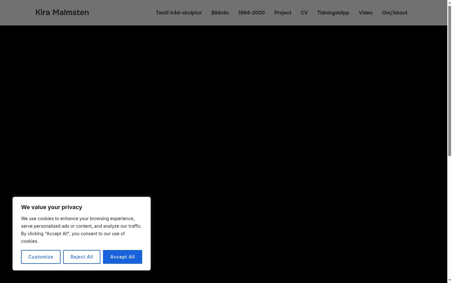 Screenshot of the consent banner shown before any interaction