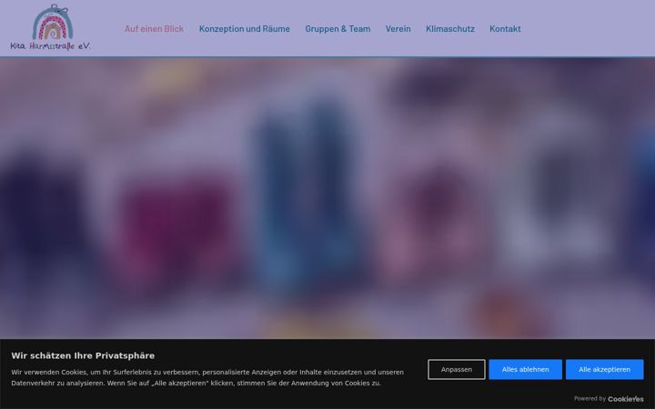 Screenshot of kitaharmsstrasse.de