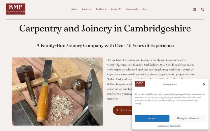 Screenshot of kmpjoinery.com