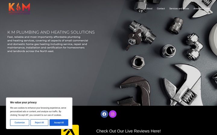 Screenshot of kmplumbingandheating.co.uk