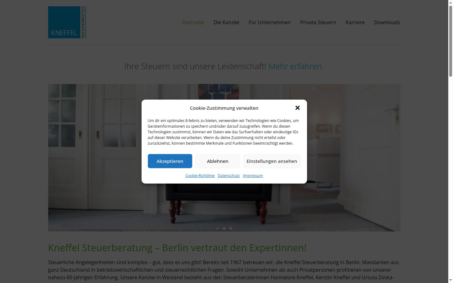 Screenshot of the consent banner shown before any interaction