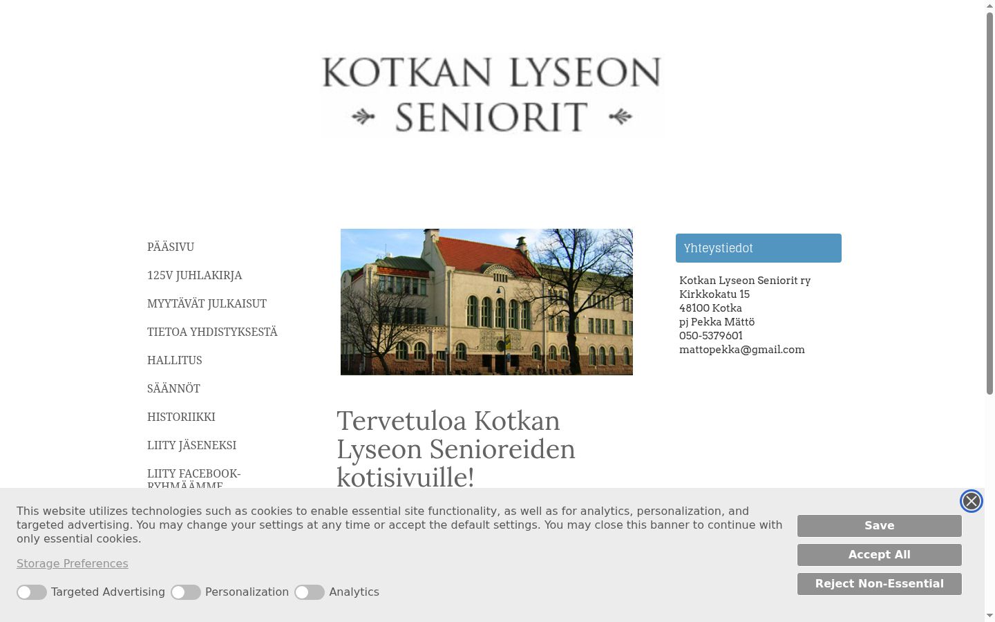 Screenshot of the consent banner shown before any interaction