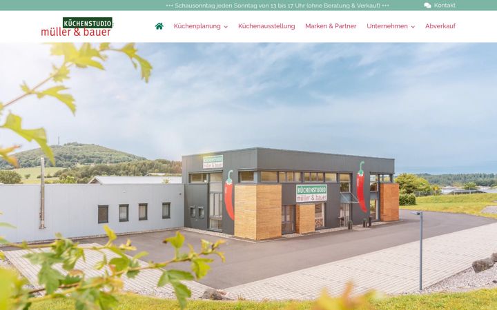 Screenshot of kuechenstudio-mueller-bauer.de
