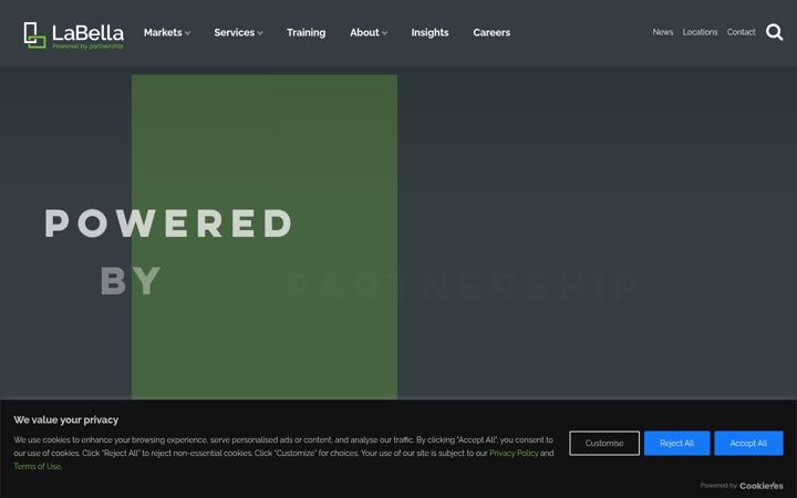 Screenshot of labellapc.com