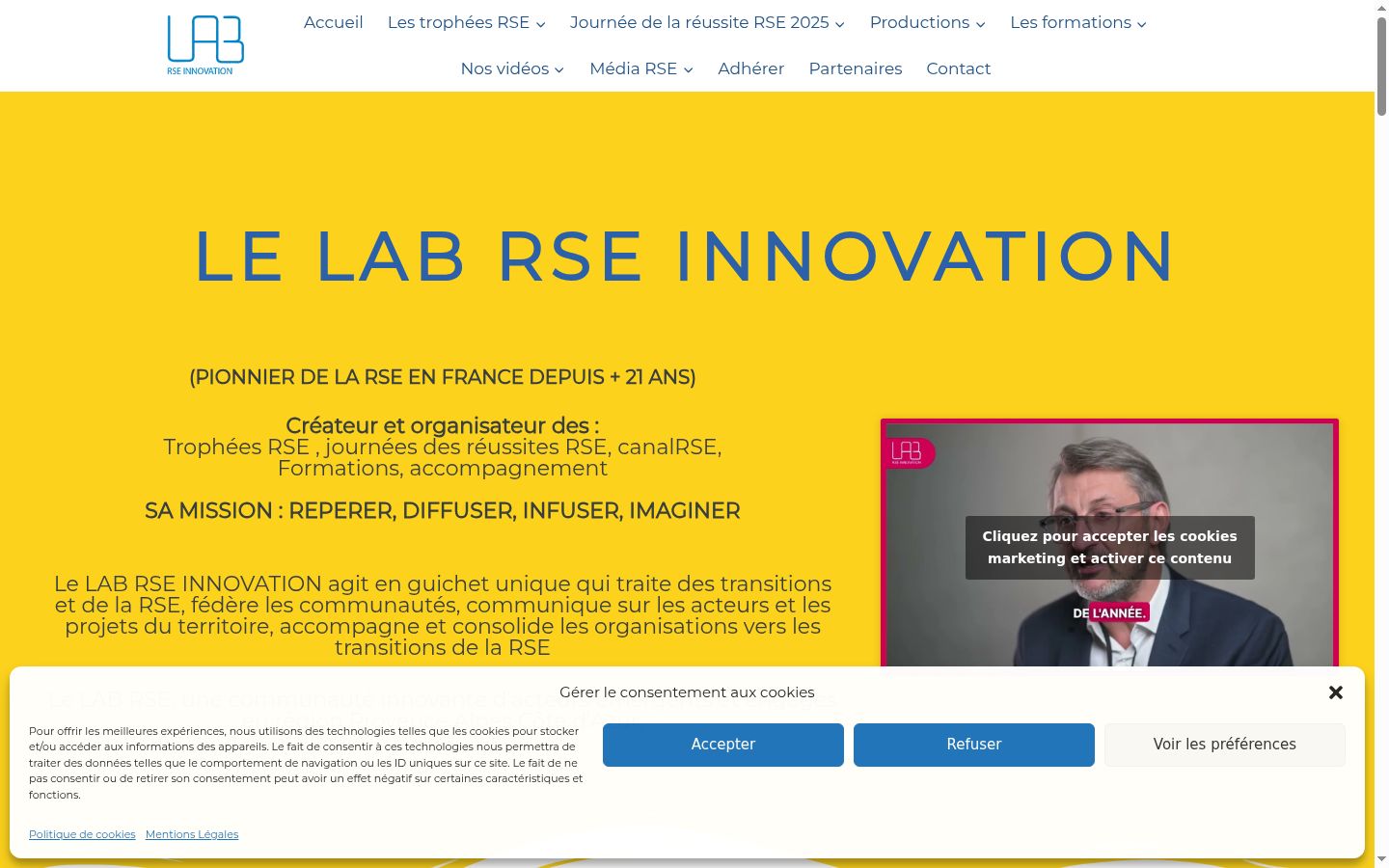 Screenshot del banner di consenso mostrato prima di qualsiasi interazione