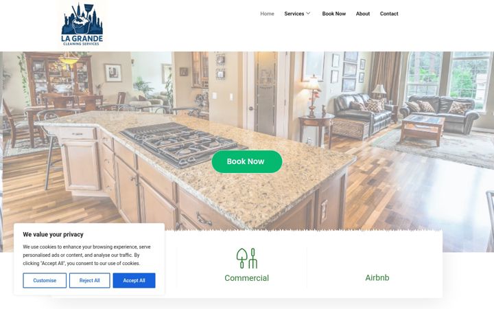 Screenshot of lagrandecleaning.com