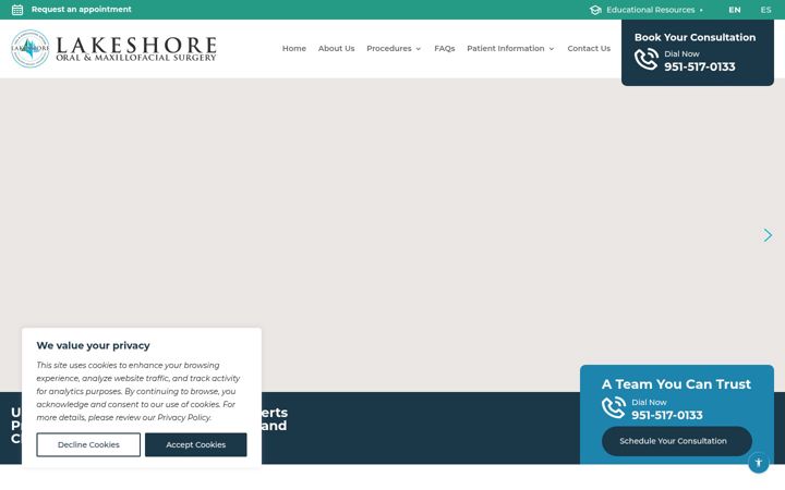 Screenshot of lakeshoreoms.com