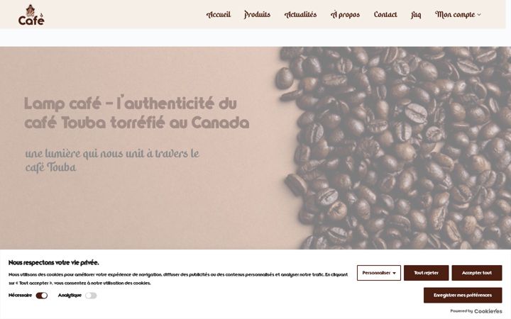 Screenshot of lampecafe.com