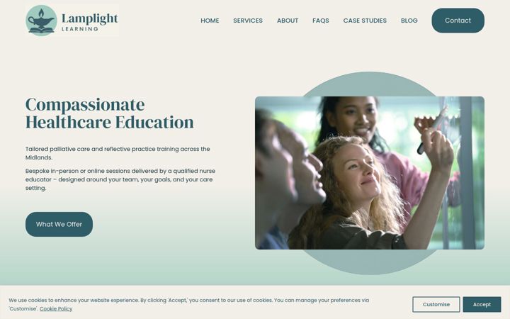 Screenshot of lamplightlearning.co.uk
