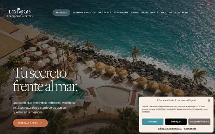 Screenshot of lasrocasbeachclub.com