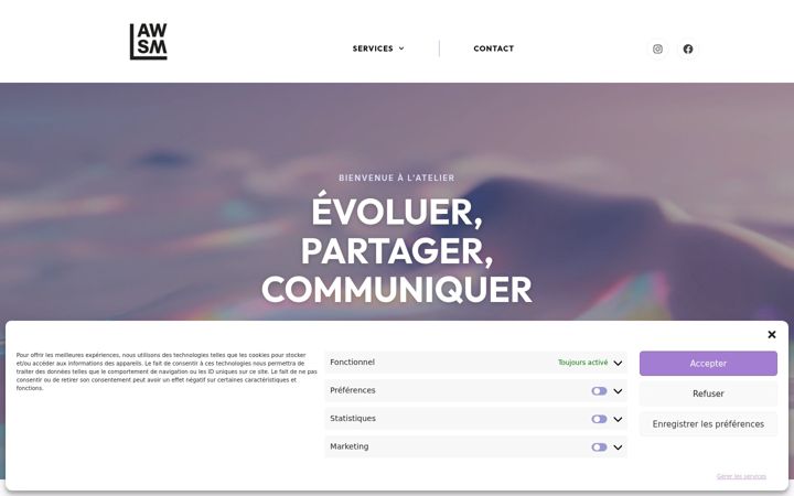Screenshot of latelierwebsocialmedia.com