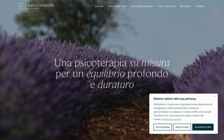Screenshot of lauracantarella.com
