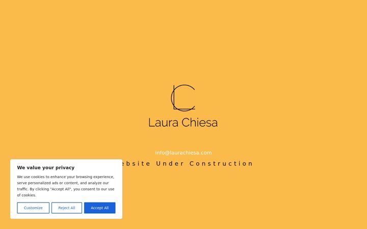 Screenshot of laurachiesa.com