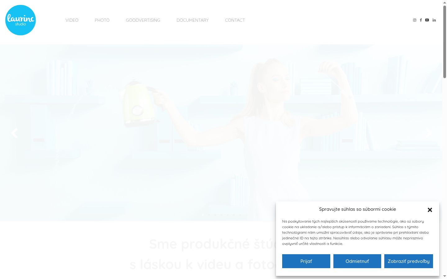 Captura de pantalla del banner de consentimiento mostrado antes de cualquier interacción