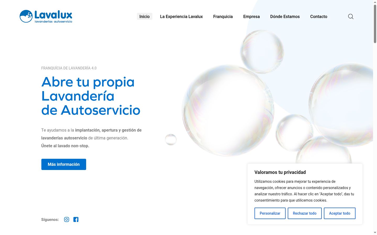Captura de pantalla del banner de consentimiento mostrado antes de cualquier interacción